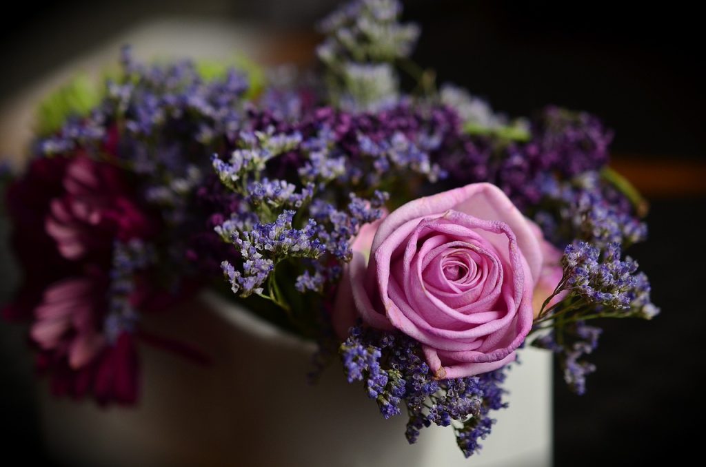 flowers, rose, bouquet-1405552.jpg